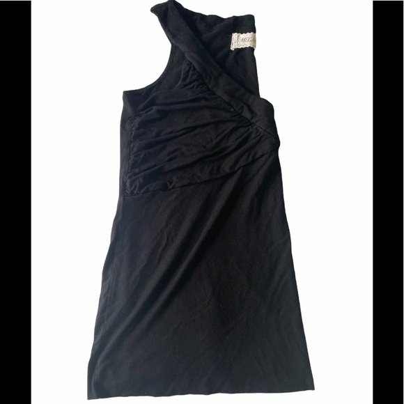 MXM Black empire waist sleeveless top - Picture 3 of 5